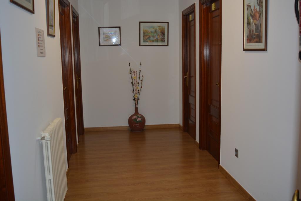 Guest house Jose Rey 2*